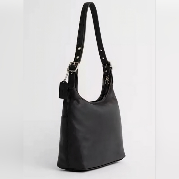 Coach Vintage Small Legacy Hobo Bag In Black Leather - Picture 1 of 13